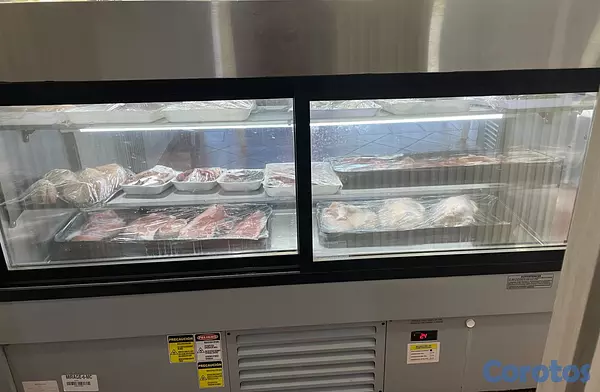 negocios en venta - EXHIBIDOR Y EQUIPOS DE CARNICERIA 3