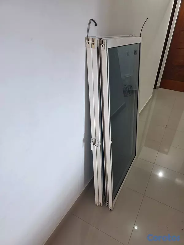 decoración y accesorios - SE VENDEN 4 PANELES DE CRISTALES
  2