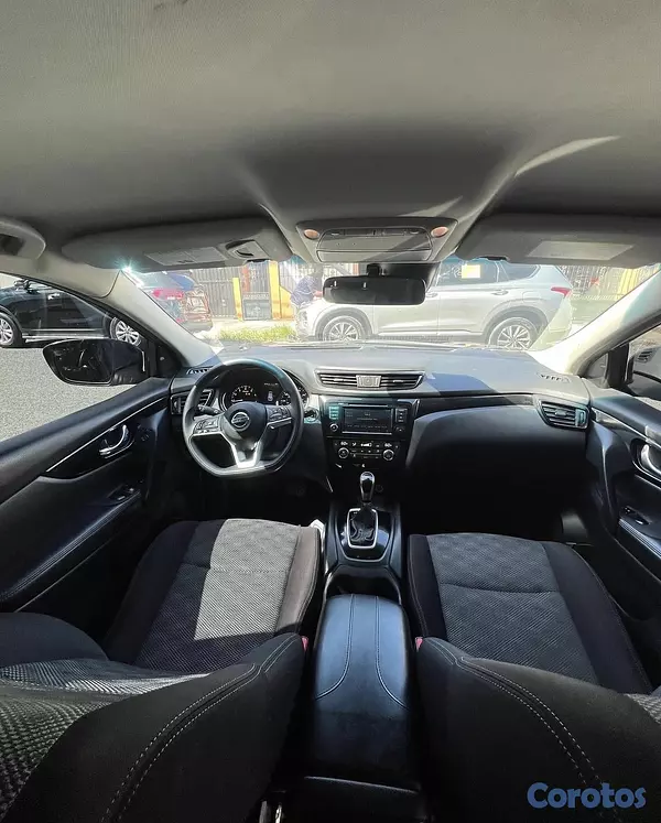jeepetas y camionetas - Nissan Rogue Sport 2020 3