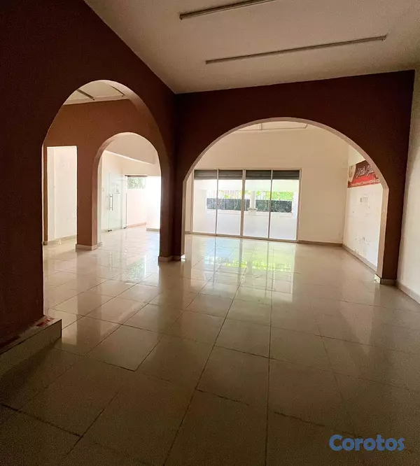 oficinas y locales comerciales - se alquila casa  6
