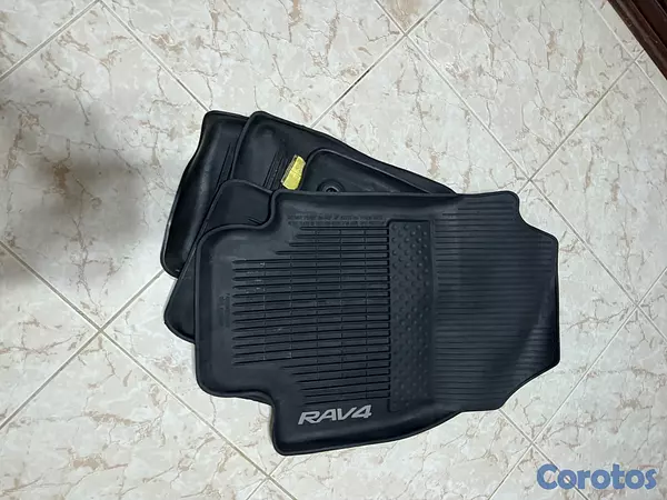 jeepetas y camionetas - Alfombra Original Toyota Rav4 2020 2