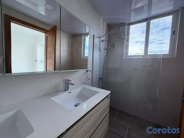 apartamentos - Apartamento en alquiler en bella vista de tres habitaciones 5