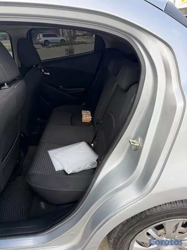 carros - Vendo Mazda Demio 2018 Full 8