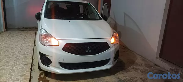 carros - Mishubichi mirage g4 2020 11