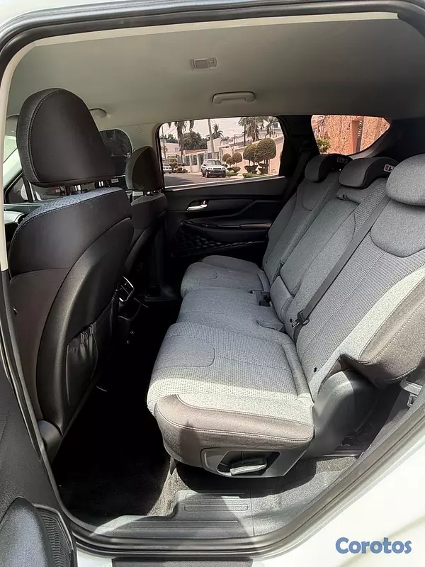 jeepetas y camionetas - HYUNDAI SANTA FE SEL 2023✅DE La casa 5