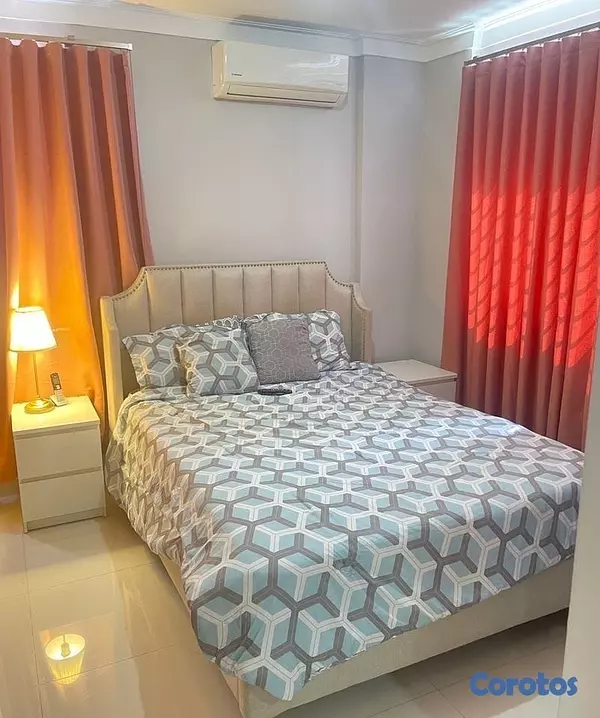 casas - Se vende lujosa casa en 📍Prado oriental a dos esquinas de la Av. Ecológica. 8
