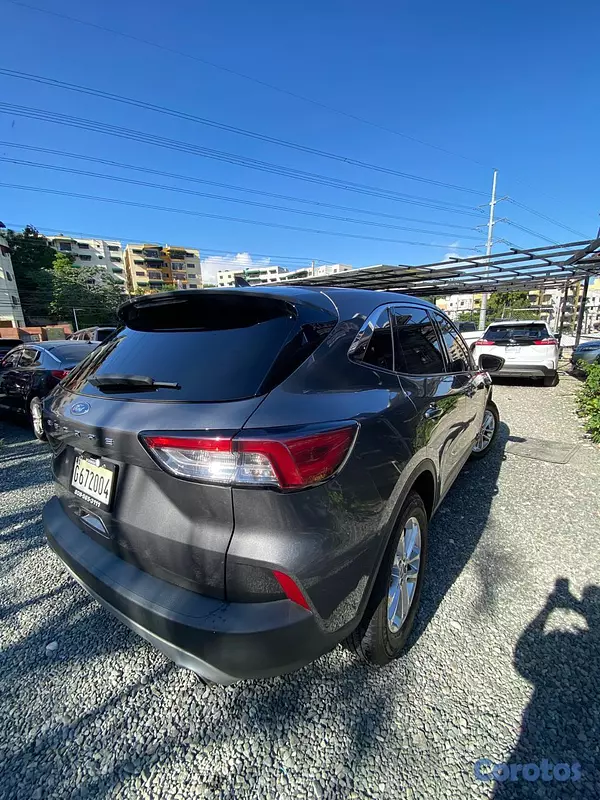 jeepetas y camionetas - Ford Escape 2022 4