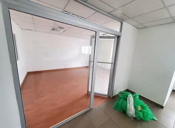 oficinas y locales comerciales - Local corporativo Esperilla  8
