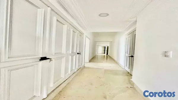 apartamentos - Apartamento en la Av. Anacaona Torre Azul de 548m2 4
