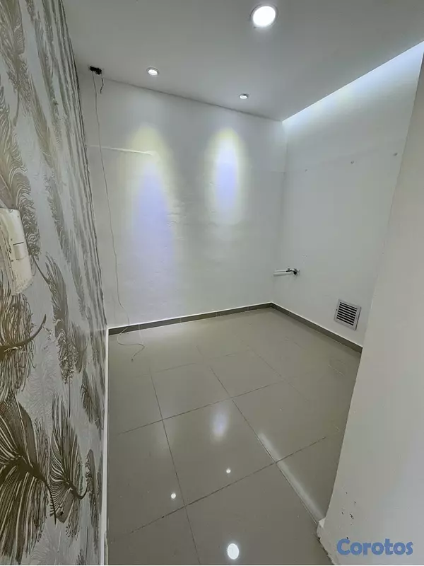 oficinas y locales comerciales - LOCAL COMERCIAL  6