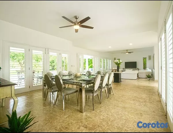 casas vacacionales y villas - Your Dream Lifestyle Awaits, Tropical Villa, Golf & Beach Club 6