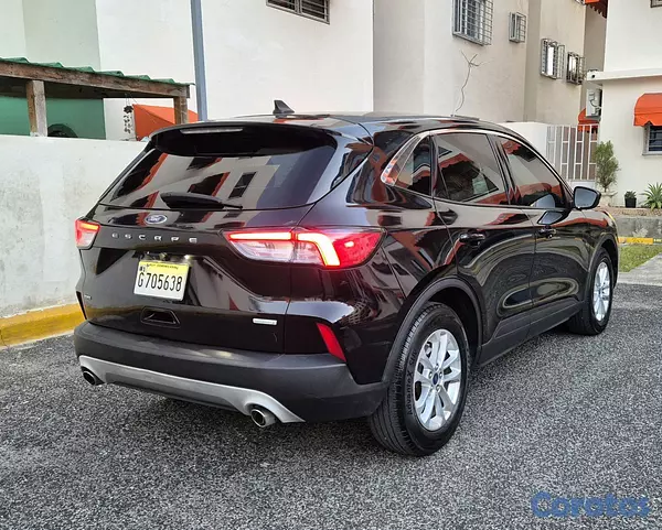 jeepetas y camionetas - Ford Escape SE 2020 3