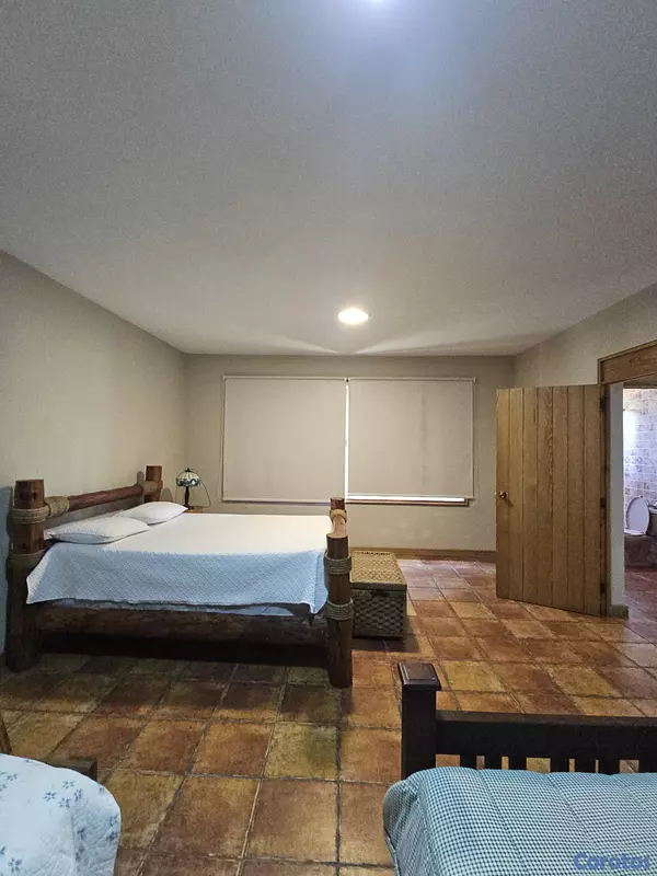 casas vacacionales y villas - Villa en venta en la Castilla Constanza, 34 tareas de Tierra. Titulo deslindado  9