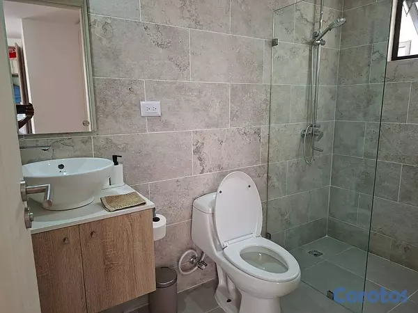 apartamentos - Apartamento moderno de 2 dormitorios, totalmente e 4