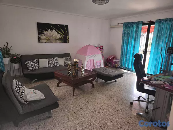 casas - Casa de 2 Niveles en Venta – Colinas del Seminario 7