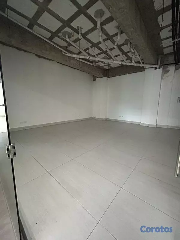 oficinas y locales comerciales - Local comercial en renta en San Isidro 2