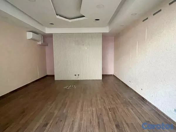 oficinas y locales comerciales - Local en primer nivel piantini  2