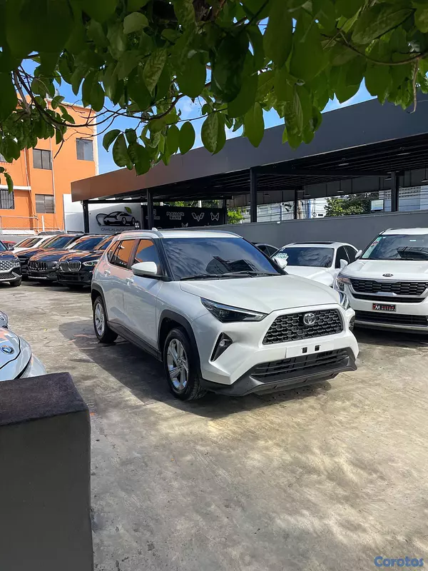 jeepetas y camionetas - Toyota Yaris Cross FULL 2025 3