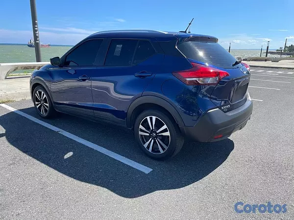 jeepetas y camionetas - Nissan Kicks 2019 — Bonito, económico y listo para 5