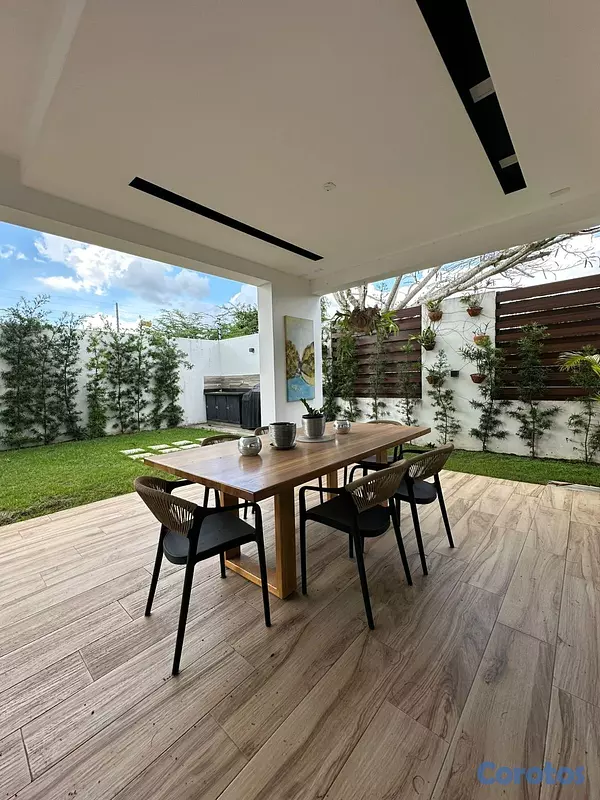 casas - Casa en Los Samanes, Exquisita y con Piscina  3