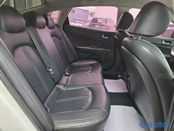 carros - KIA K5 2019 BLANCO  6