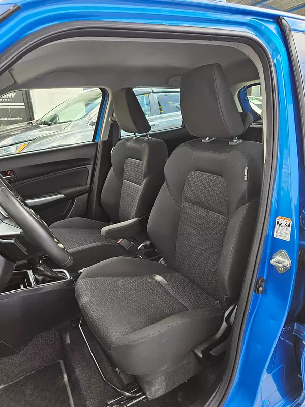 carros - SUZUKI SWIFT  7