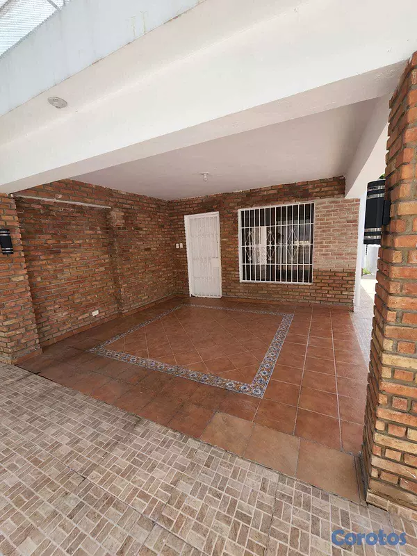 casas - SE VENDE AMPLIA CASA EN COLINAS DE LOS RIOS 8