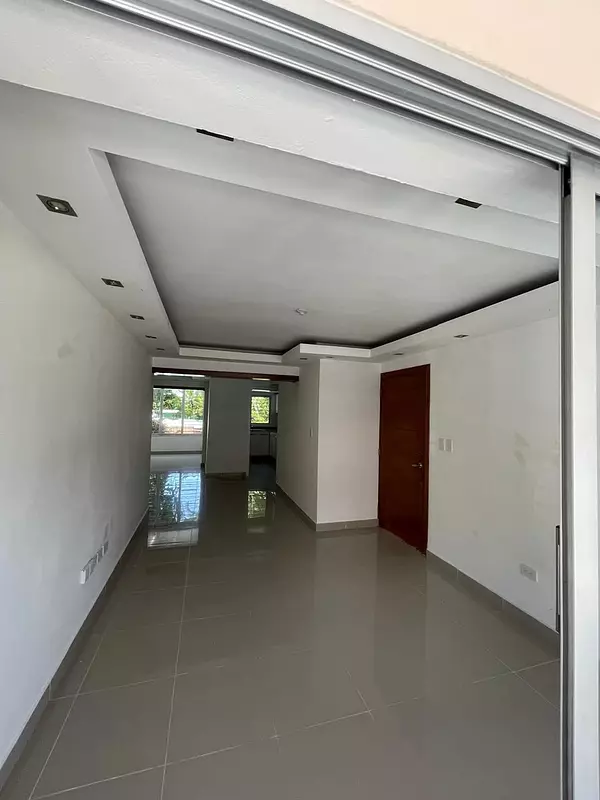 apartamentos - Vendo apartamento ARROYO HONDO 4