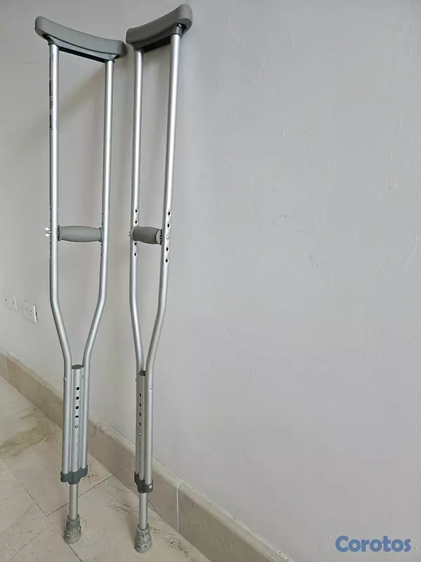 salud y belleza - Muletas Axilares como nuevas, sin golpes, ni roturas 2