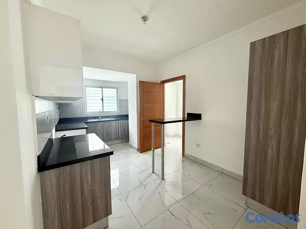 apartamentos - vendo en el millón piso 4 tres habitaciones 2.5 baños dos parqueos balcón  5