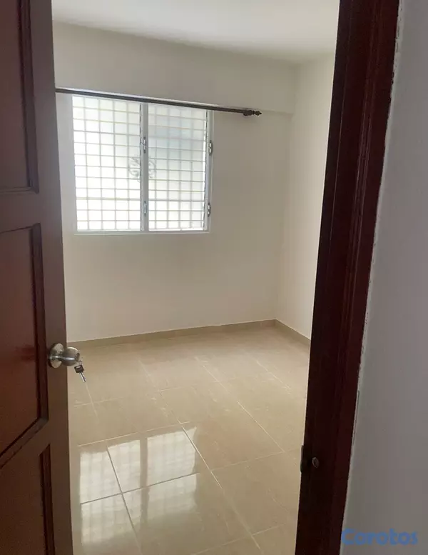 apartamentos - Urb Mirador Sur 
próximo avenida anacona y Rómulo bethancourt  14