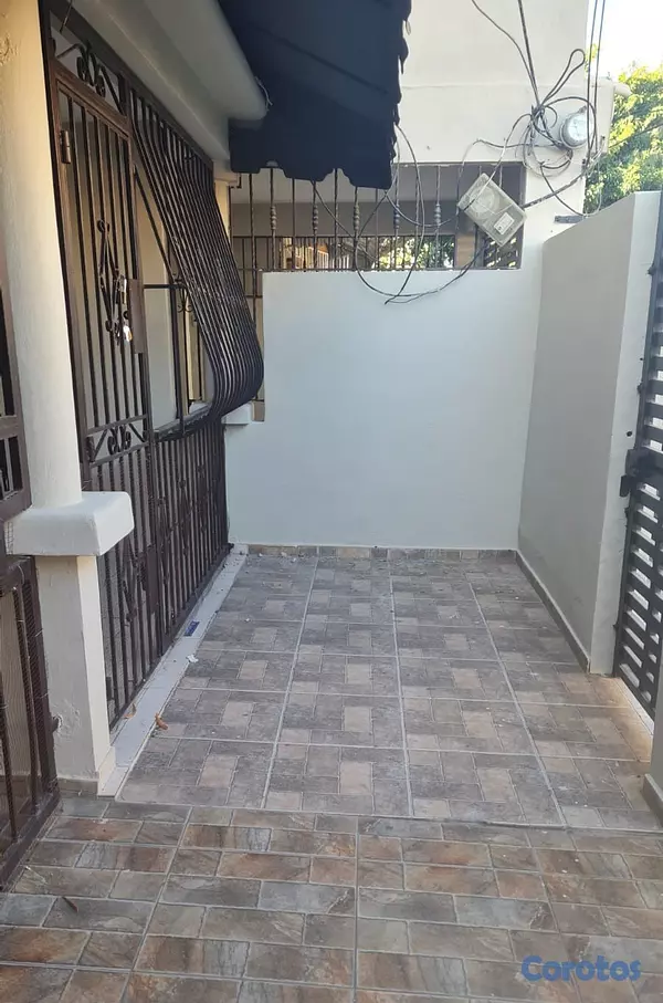 casas - Casa de 3 habitaciones Urb. Italia! 4