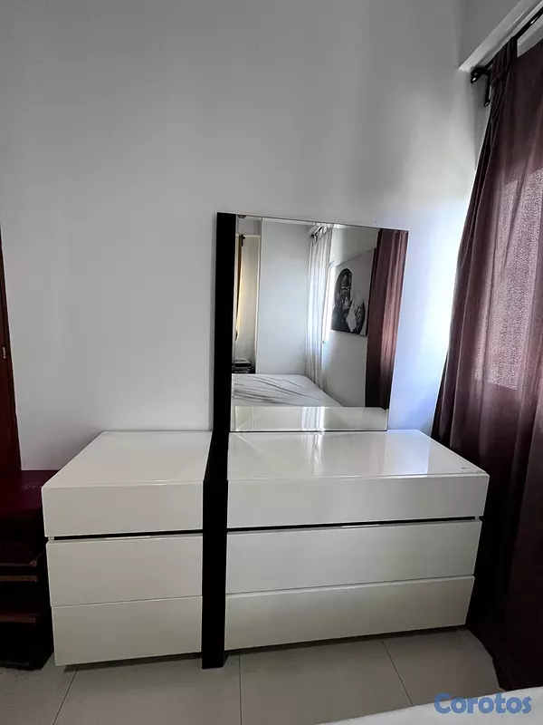 muebles y colchones - Cama + Gavetero con espejo moderno en excelentes condiciones. REBAJADO. 2
