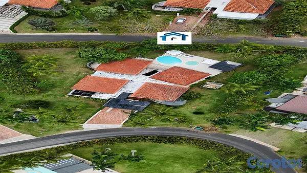 casas vacacionales y villas - En Venta Villa en Casa de campo la Romana de 5 habitaciones 5