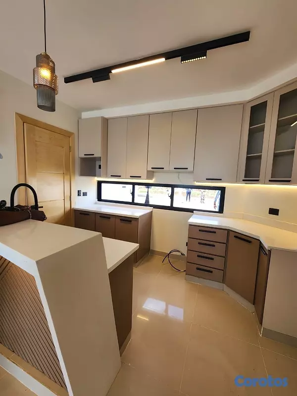 casas - venta de casa próximo a la avenida ecológica Santo Domingo este  4