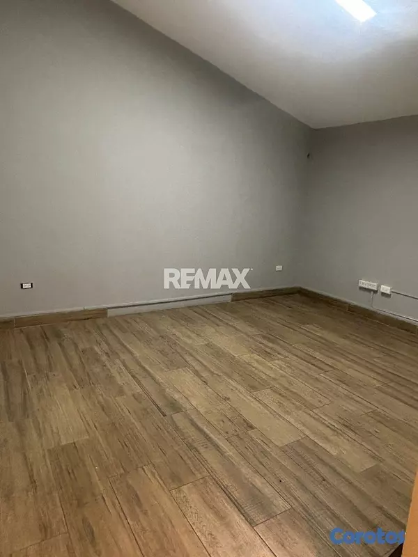 oficinas y locales comerciales - Local comercial de 400mt2 en alquiler en El Millon 13