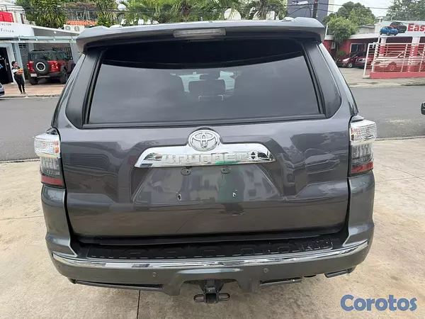 jeepetas y camionetas - toyota 4runner 2023 3