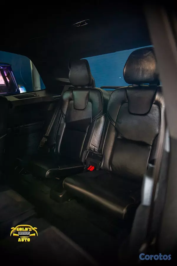 jeepetas y camionetas - Volvo XC90 T6 R-Deding 2021 Recien Importada Clean 9