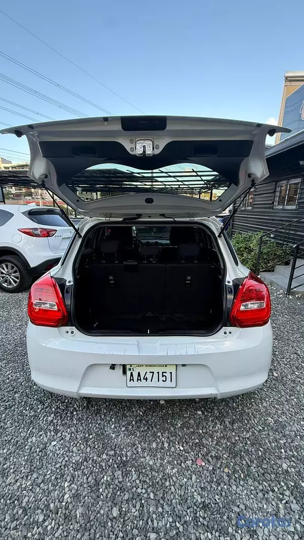 carros - Suzuki Swift 2018 11