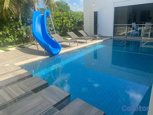 casas vacacionales y villas - Ubicado dentro de las Instalaciones del Campo de Golf Guavaberry.  3