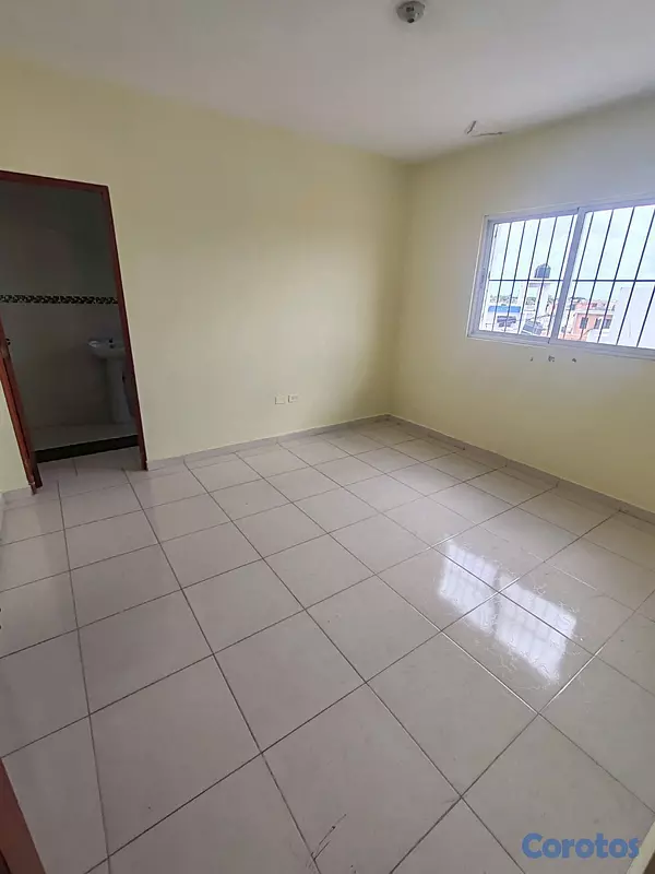 apartamentos - Vendo 4to piso Alma rosa II 8