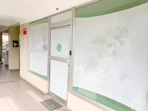 oficinas y locales comerciales - Local en venta millon 3