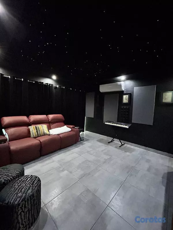 casas - Casa en alquiler para oficina o vivienda en La Cas 16