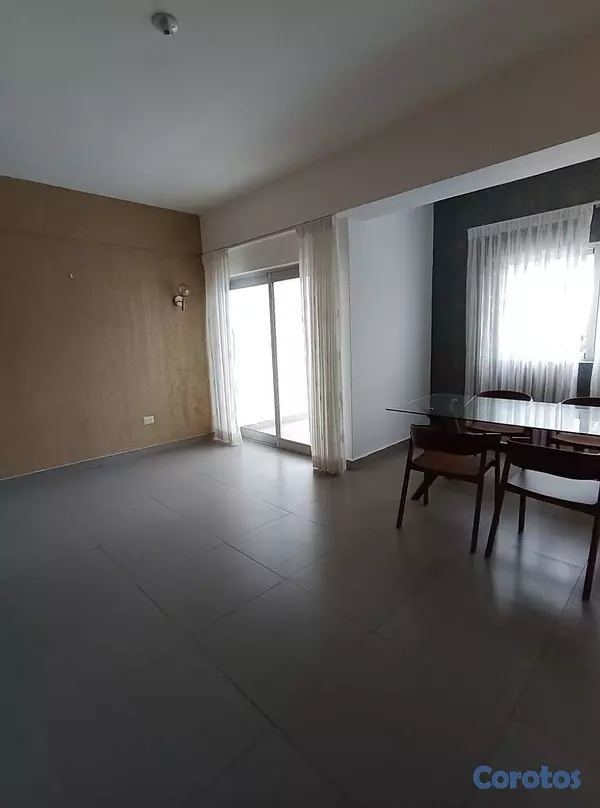 apartamentos - Practico Apt. en venta en Serralles, iluminado y v 7