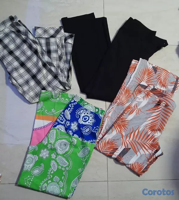 ropa para mujer - Variedad de vestidos,short jean, faldas,precio desde 100 a 300 pesos,de marca  12