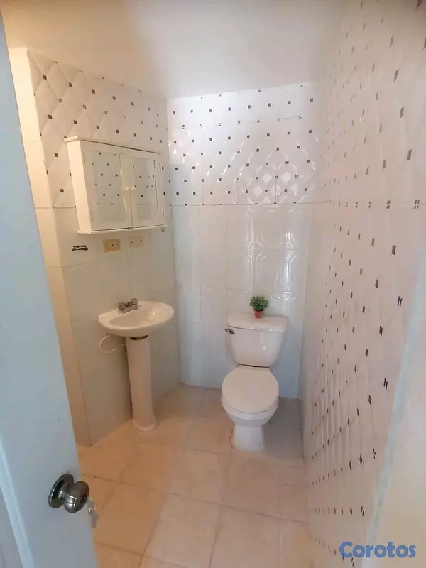 casas - DE OPORTUNIDAD! Se Alquila Hermoso Apartamento Amueblado en Constanza 5