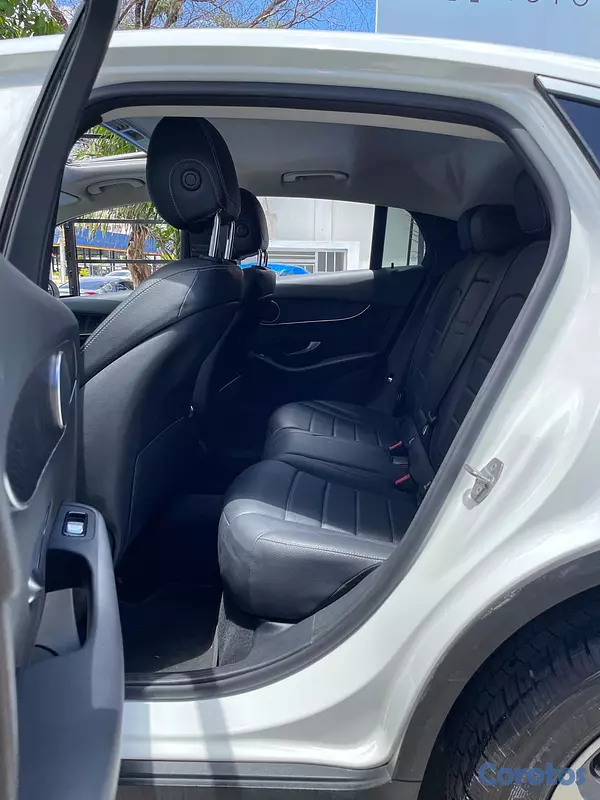 jeepetas y camionetas - Mercedes Benz GLC-300 4Matic 2017 4