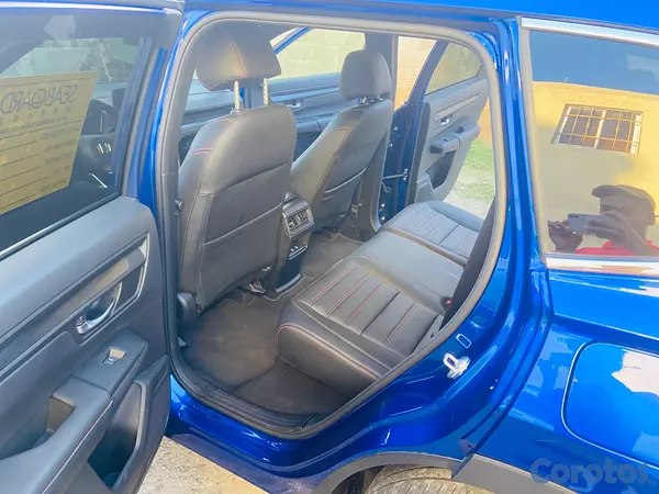 jeepetas y camionetas - Honda crv sport híbrida 2023 4