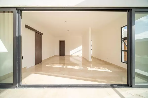casas - Estupendas Casas en Las Carmelitas  3
