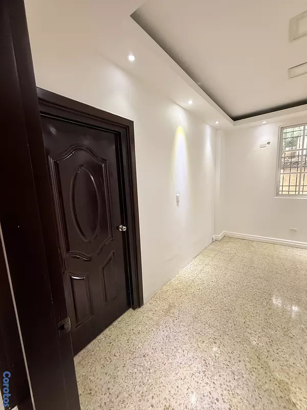 oficinas y locales comerciales - 🚀 ¡Local comercial premium en Gazcue disponible para renta! 🏢
 5